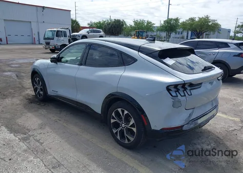 2023 Ford Mustang Mach-E Premium z USA, uszkodzony, nr VIN 3FMTK3SU0PMB05536